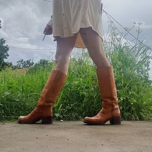 Frye Campus boots